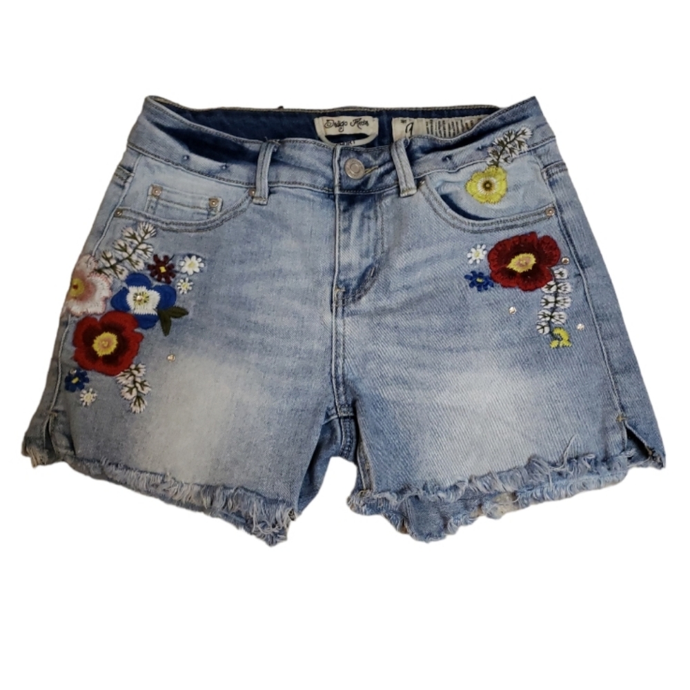 Indigo Rein - Embroidered Jean Shorts - 9 - LN